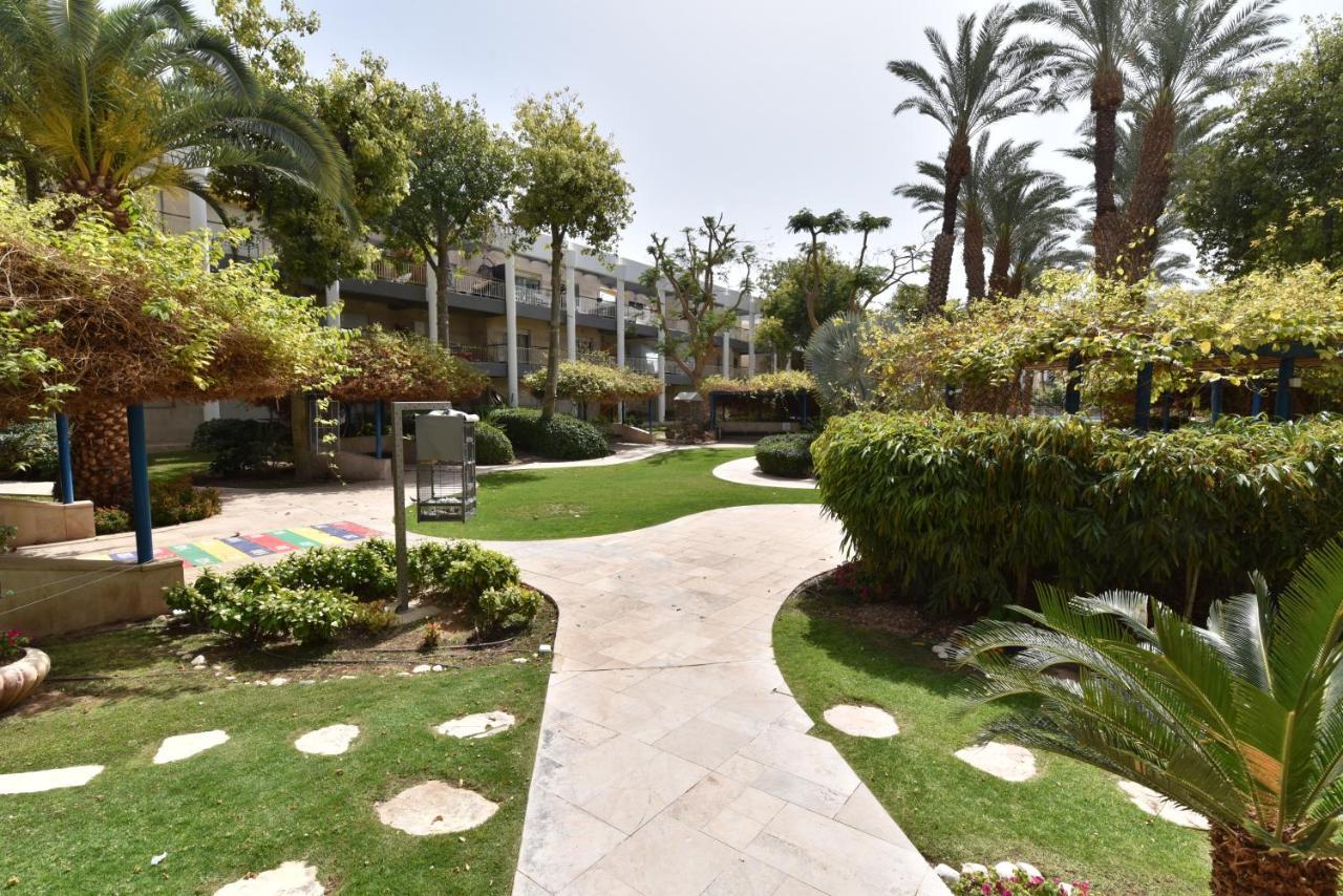 דירת גן דלוקס Apartman Eilat Kültér fotó
